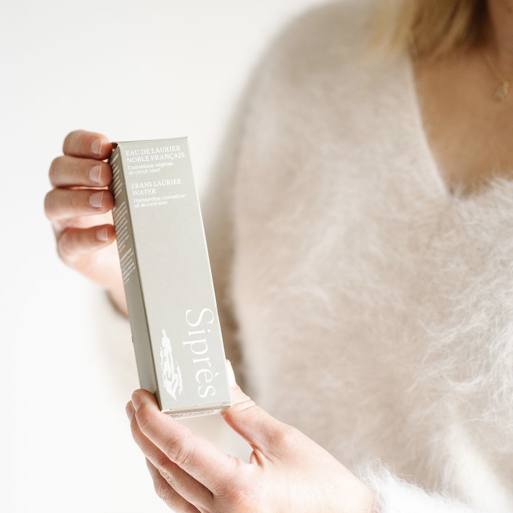 Eau de Laurier Noble français