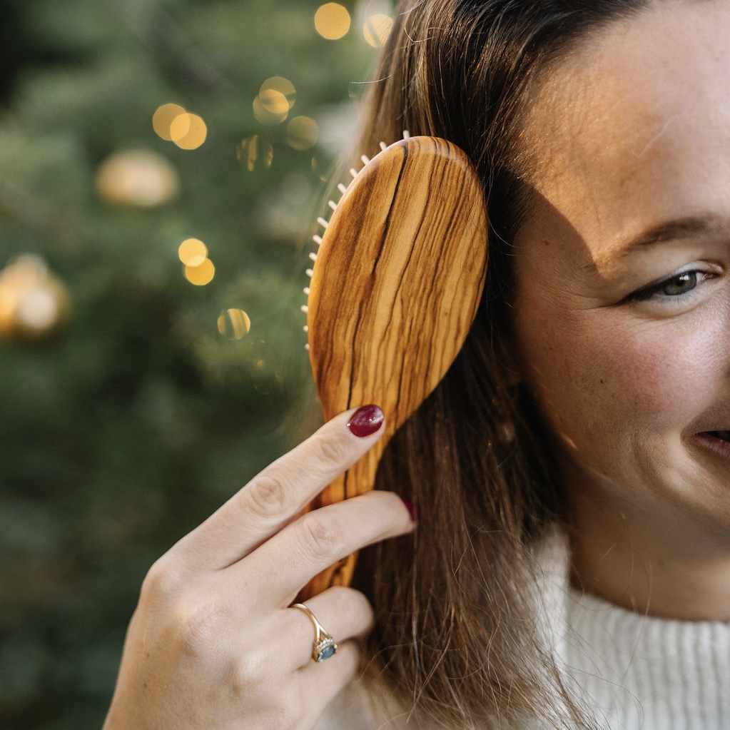 Brosse à cheveux picots de bois