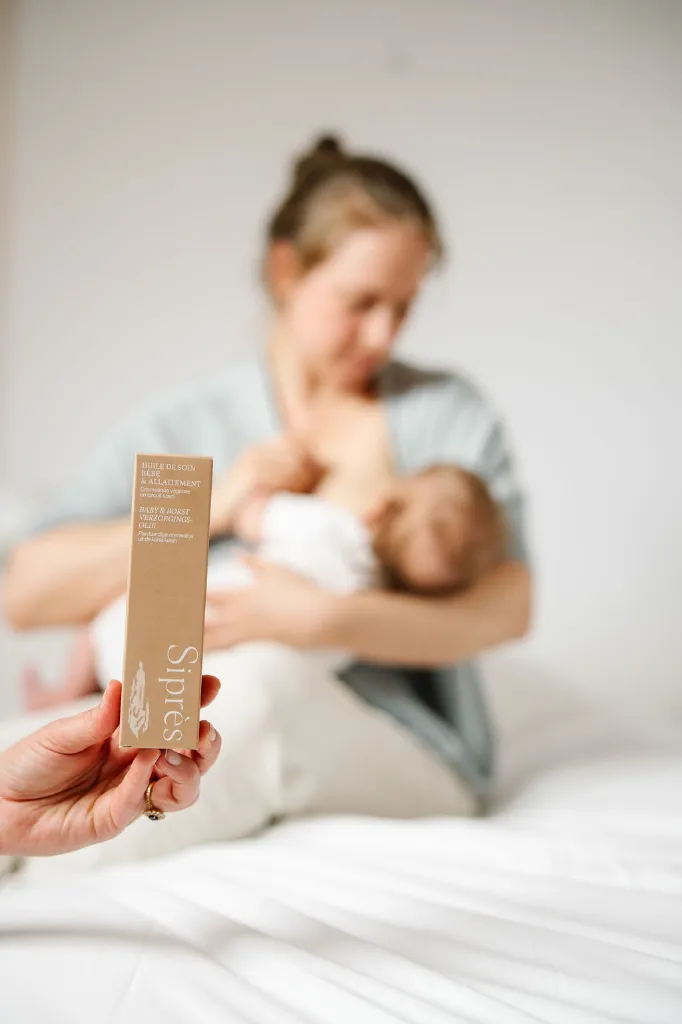 étui huile soin bébé allaitement devant MA allaitement coline.webp