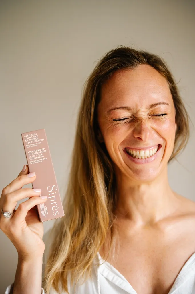 Copie de packaging soin capillaire grossesse_ PP portrait victoire .webp