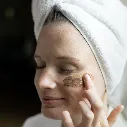 gommage-visage 2.webp