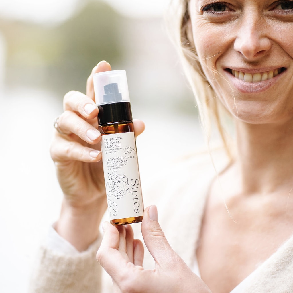 EAU DE ROSE DE DAMAS FRANÇAISE